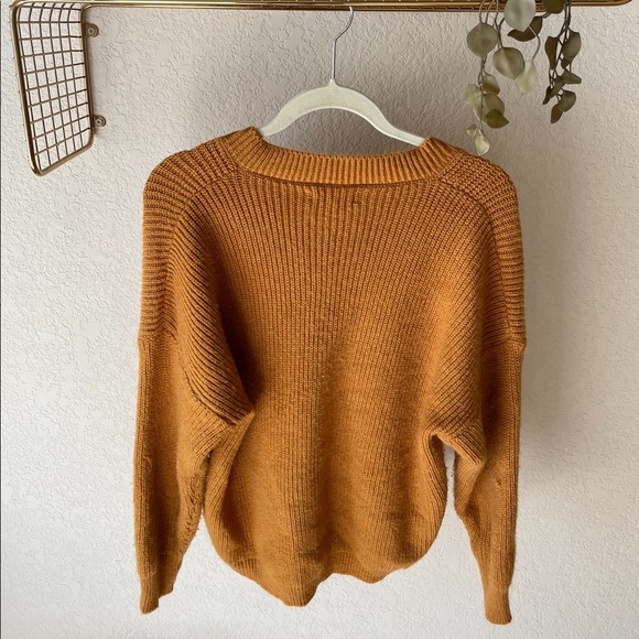 Sweater - Picture 3 of 3